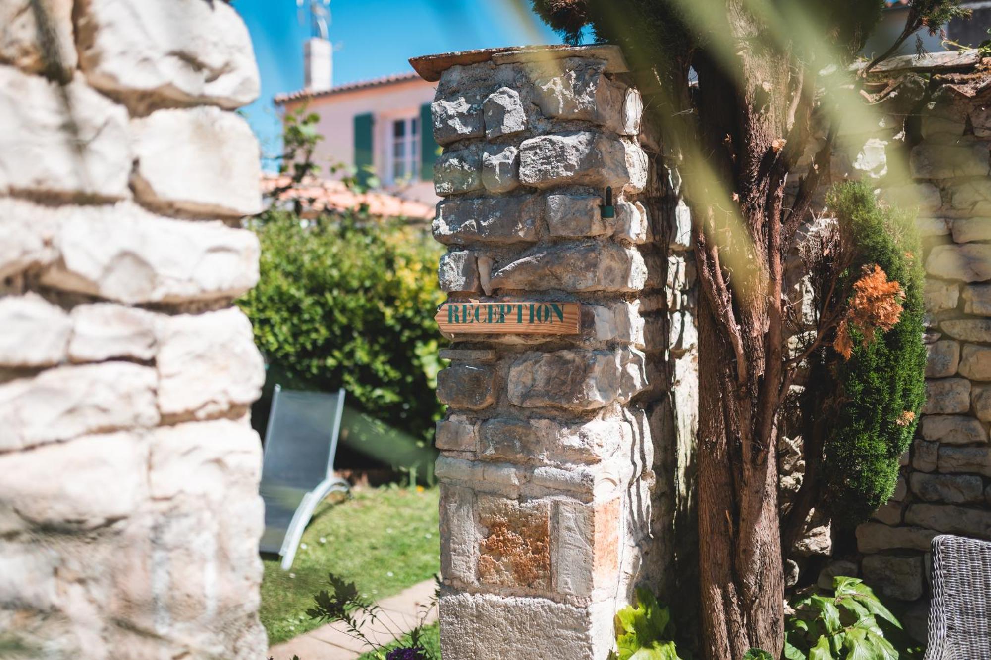 Le Clos Des Sternes La Flotte Luaran gambar